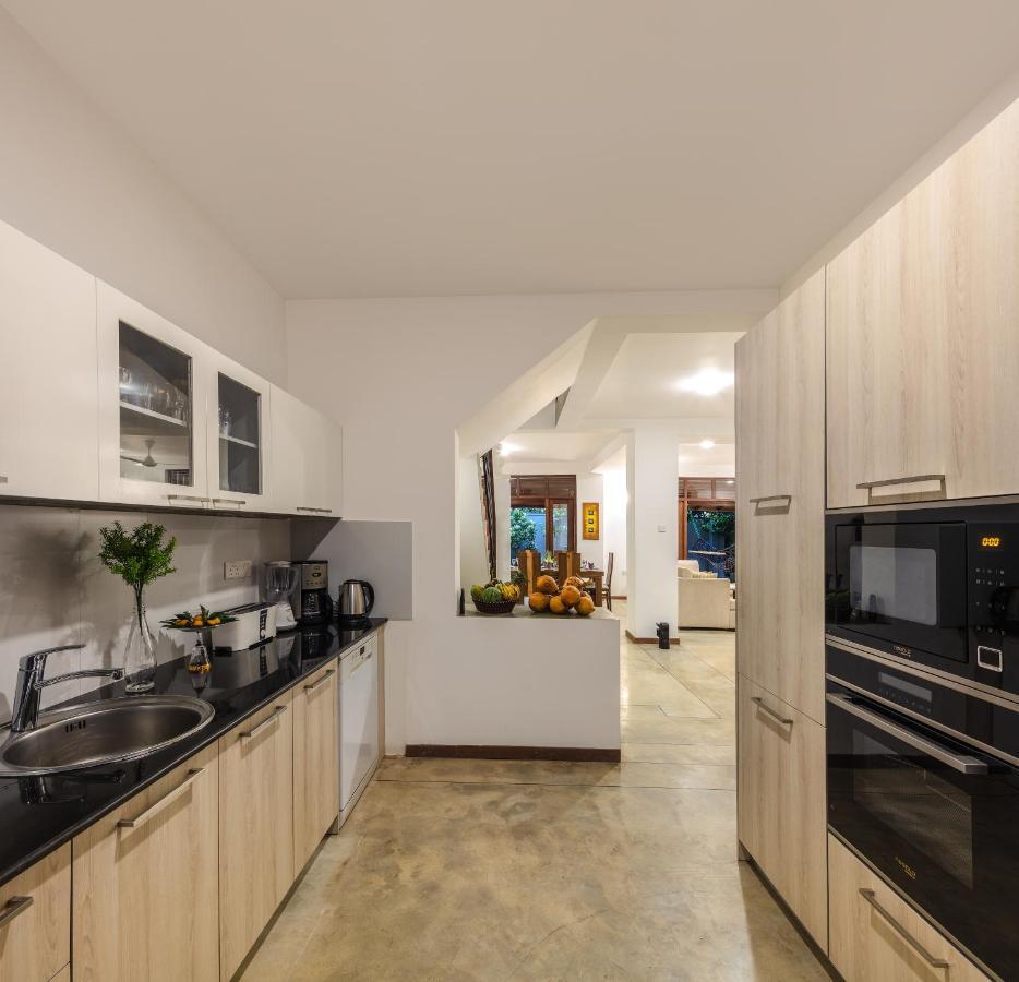 Ballarat Luxury Villa - Hikkaduwa Luaran gambar