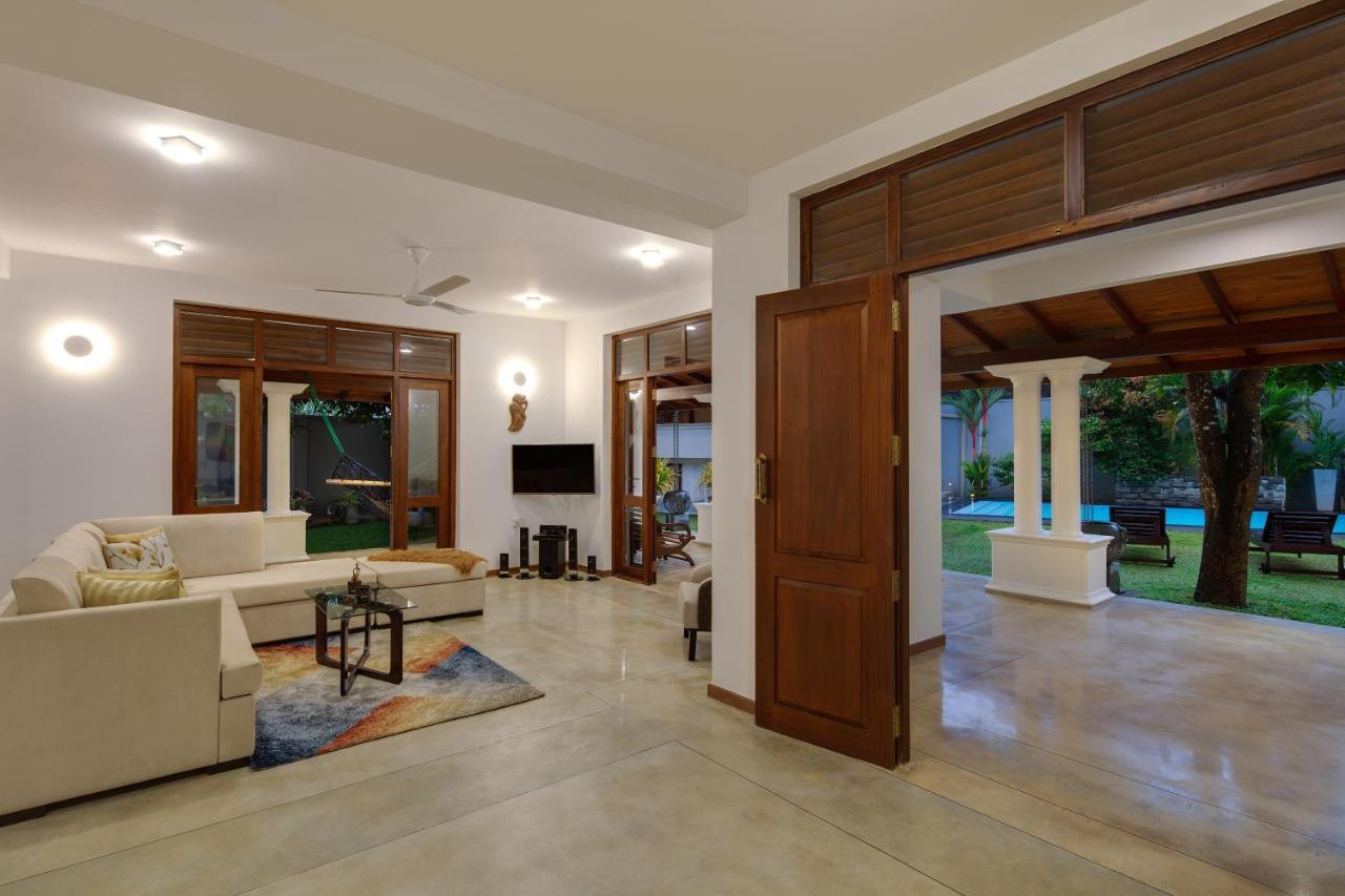 Ballarat Luxury Villa - Hikkaduwa Luaran gambar