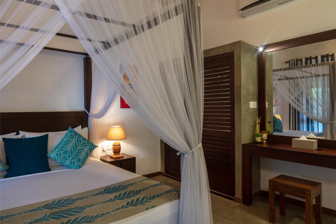 Ballarat Luxury Villa - Hikkaduwa Luaran gambar